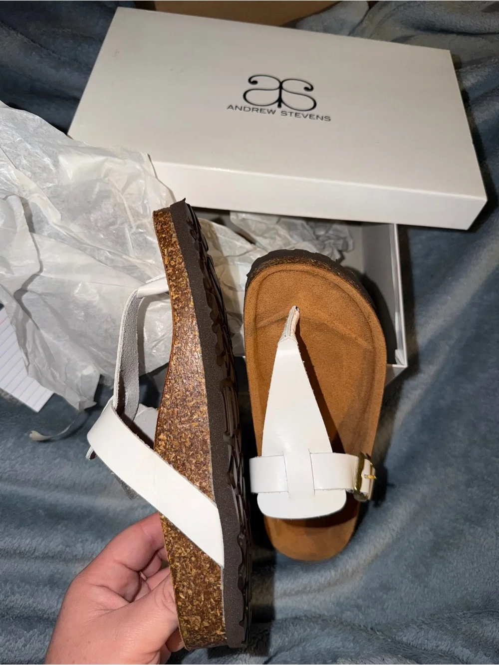 Andrew Stevens White Leather Thong Sandals with Suede Footbed